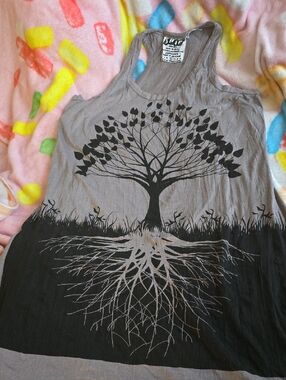 Women’s Racerback Tree Graphic Tank Top - Grey/Black